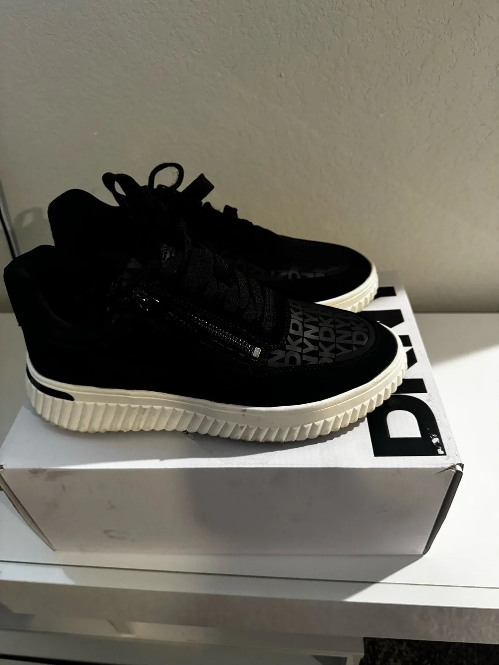Dkny casual sneakers